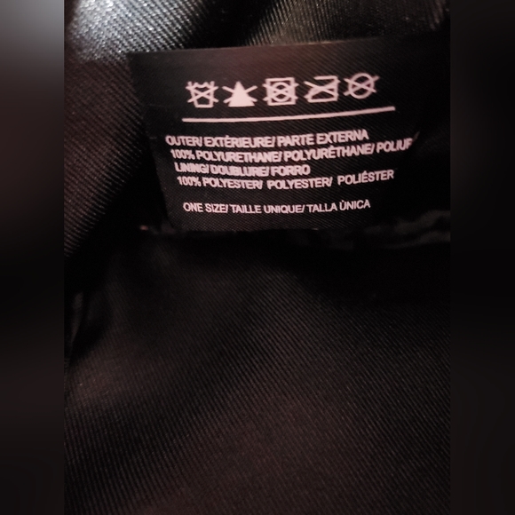 Kendell and Kyle Backpack Gold & Black Stars Backpack NWT - Picture 15 of 16